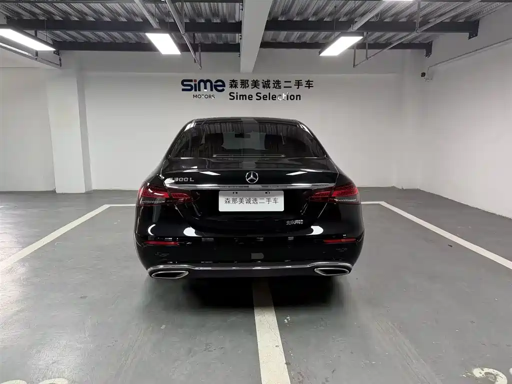 Mercedes-Benz E-Класс 2023