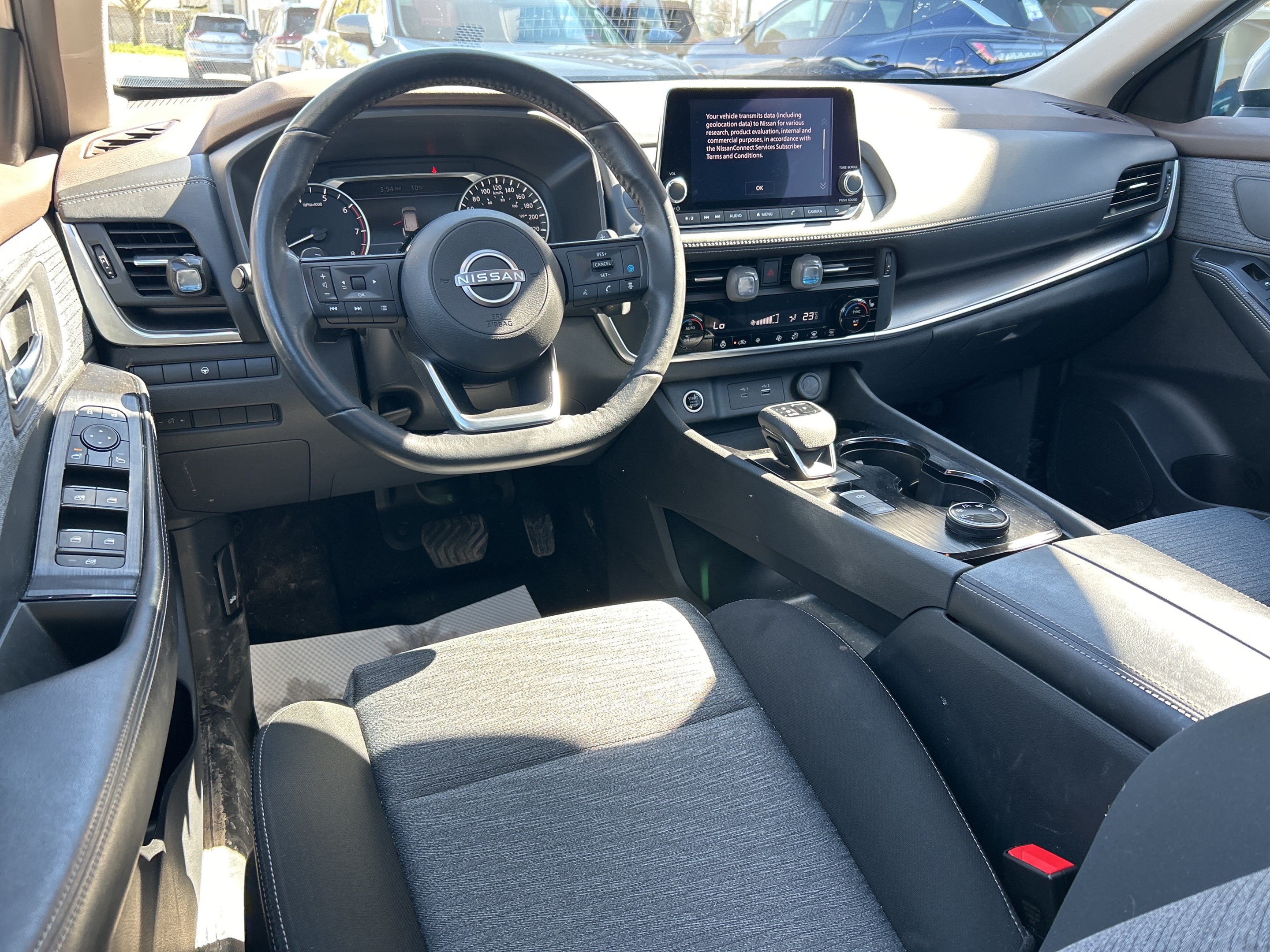 Nissan Rogue 2023