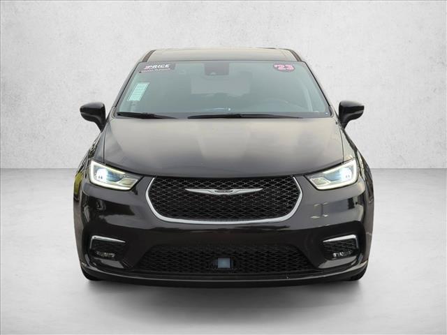 Chrysler Pacifica 2023