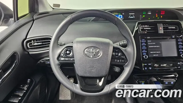 Toyota Prius 2021
