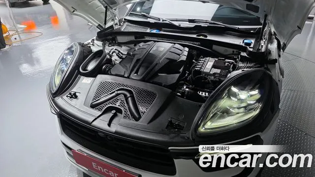 Porsche Macan 2022