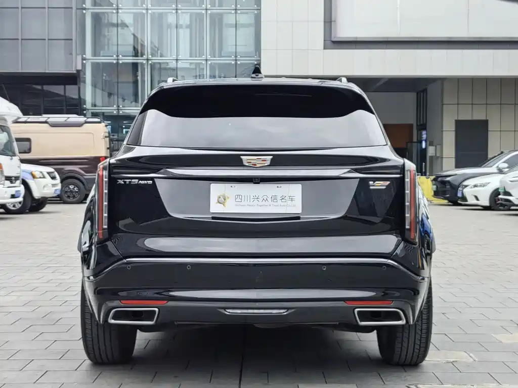 Cadillac XT5 2025