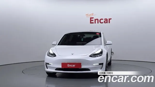 Tesla Model 3 2020