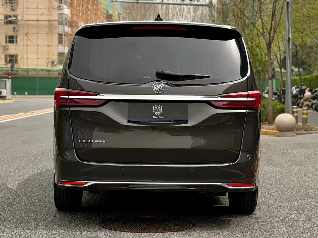 Buick GL8 2021