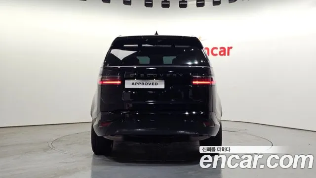 Land Rover Discovery 2025
