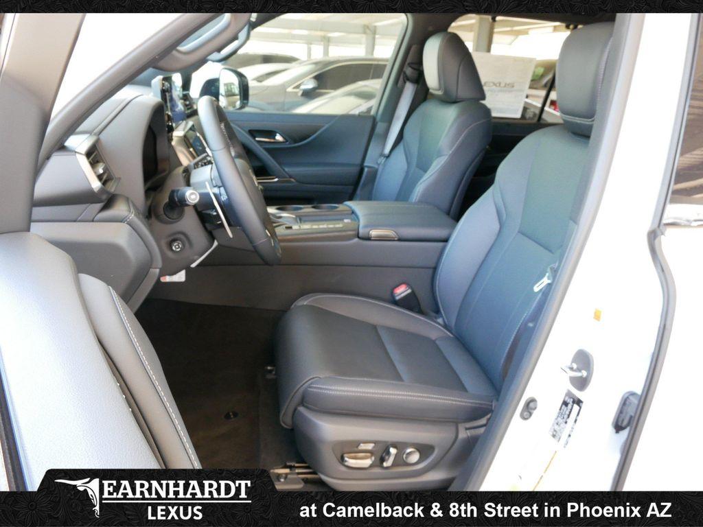 Lexus LX 600 2026