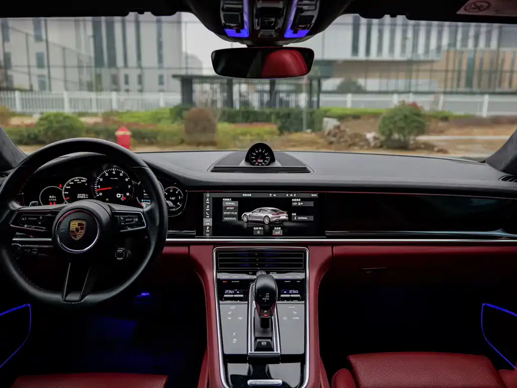 Porsche Panamera 2022