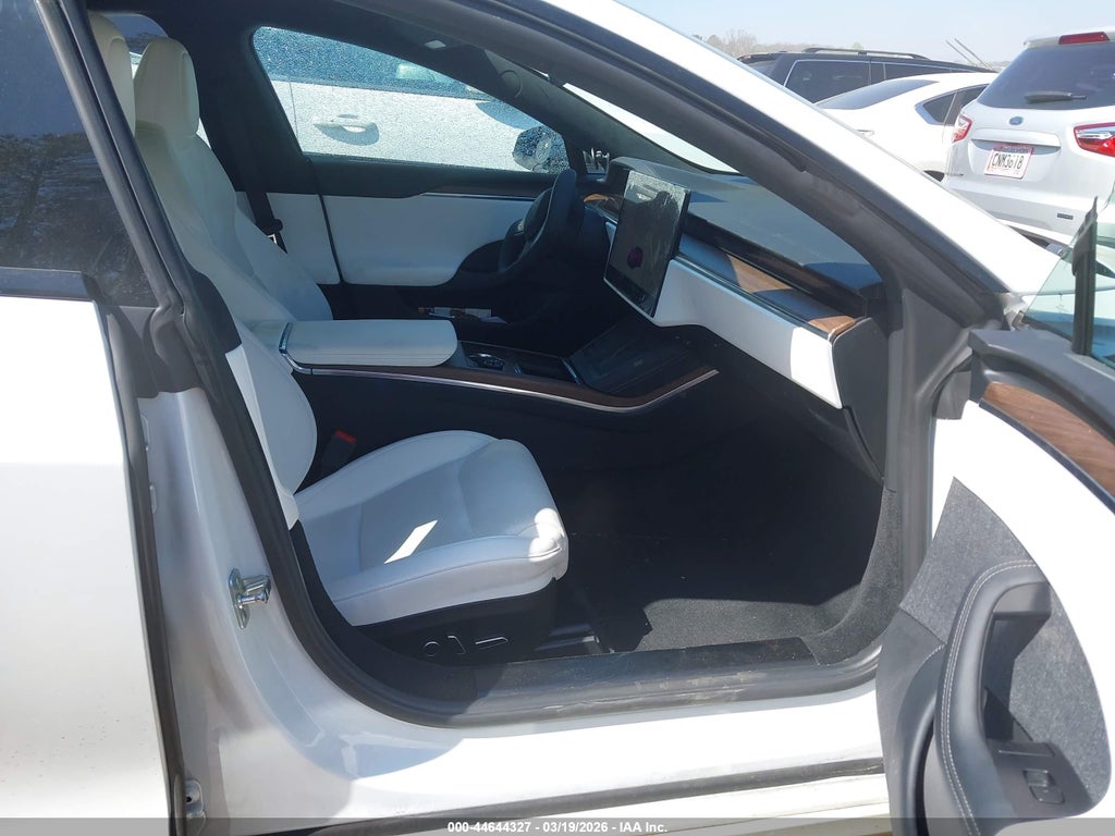 Tesla Model S 2022