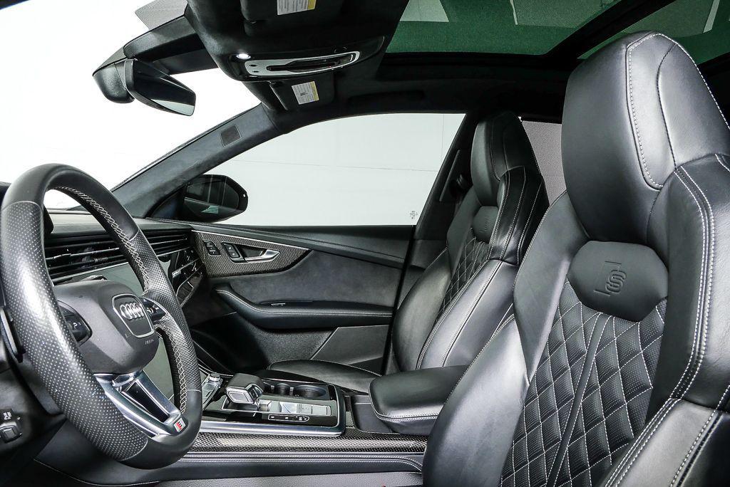 Audi SQ8 2023