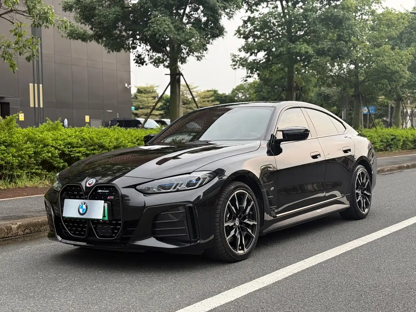 BMW i4 2023