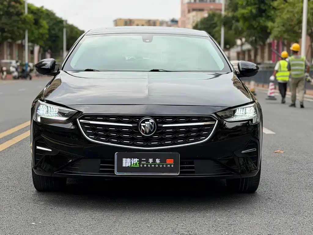 Buick Regal 2021