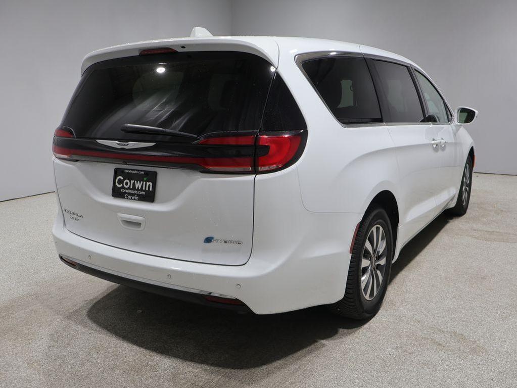 Chrysler Pacifica 2022