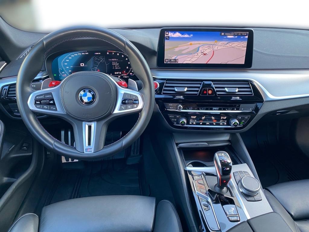 BMW M5 2022