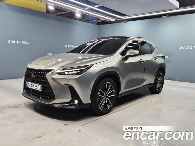 Lexus NX 2024