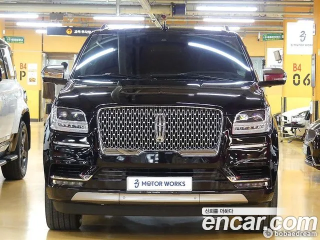 Lincoln Navigator 2021