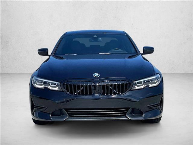 BMW 330 2022