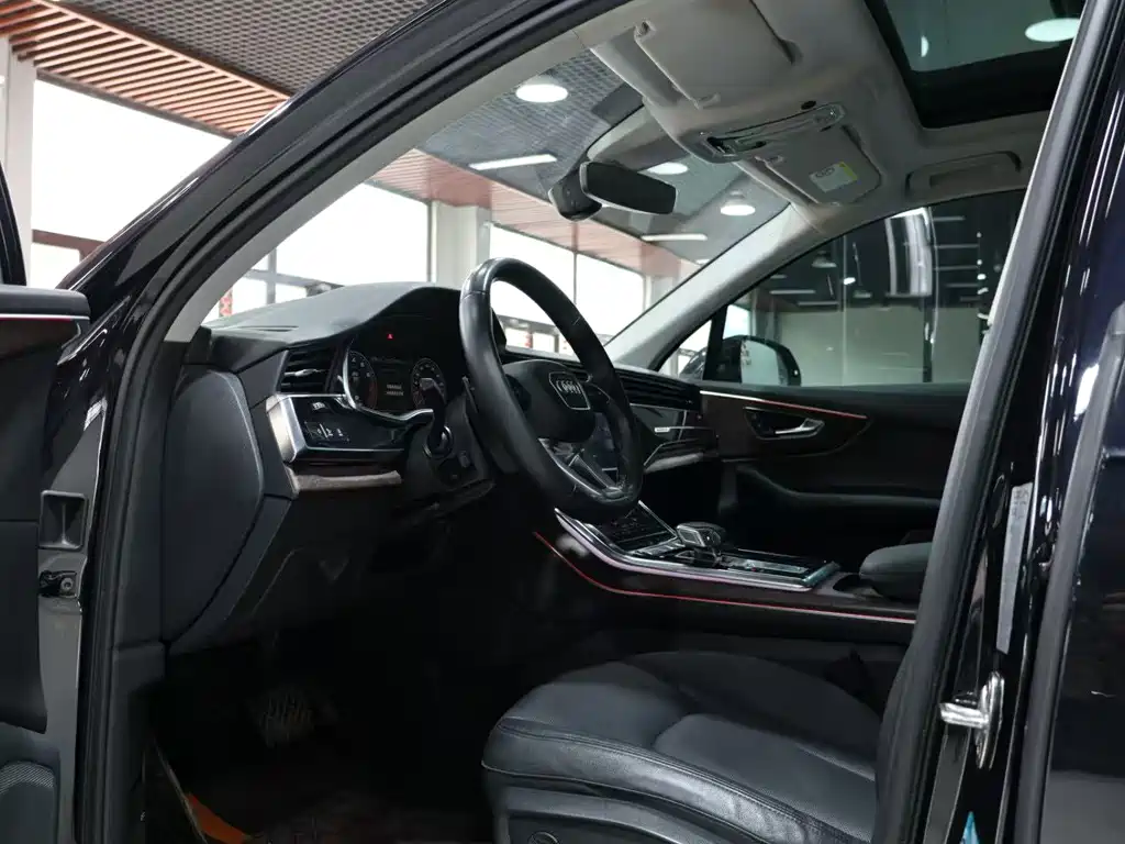 Audi Q7 2021