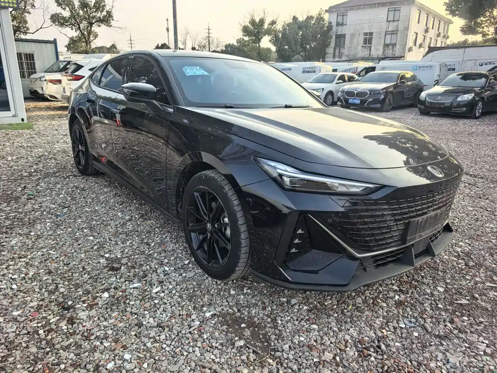 Changan UNI-V 2023