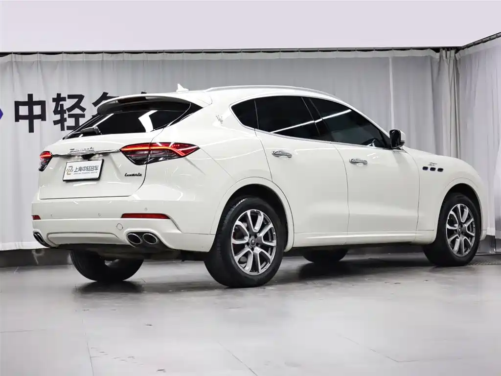 Maserati Levante 2022