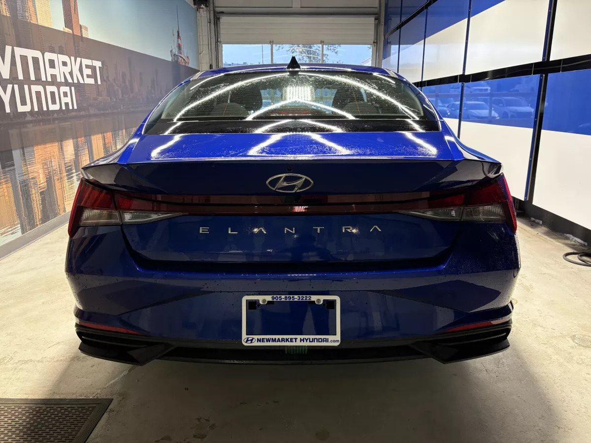 Hyundai Elantra 2022
