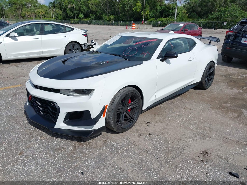 Chevrolet Camaro 2021