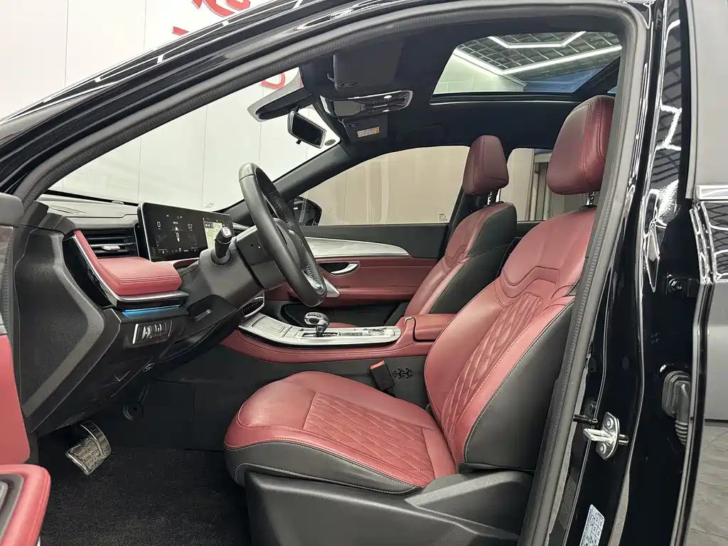 Jetour X70 PLUS 2023