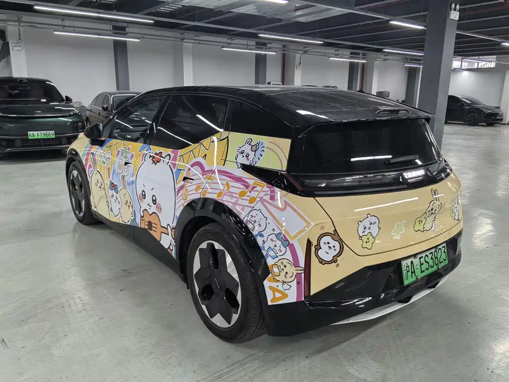Zeekr X 2024