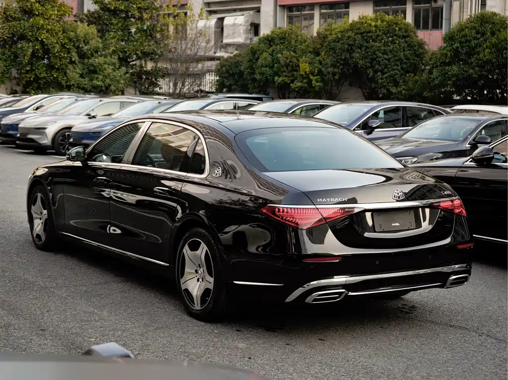 Mercedes-Benz Maybach S-Класс 2022