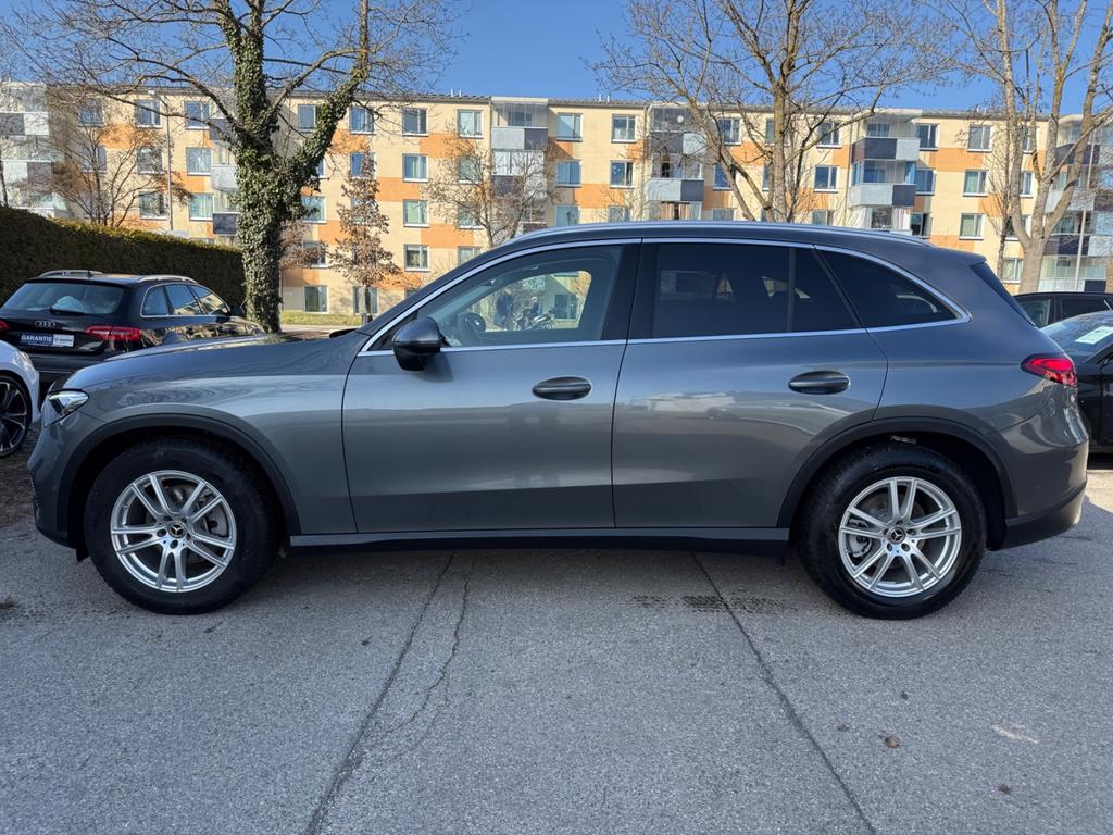 Mercedes-Benz GLC 220 2023