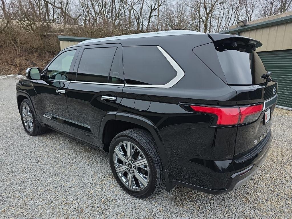 Toyota Sequoia 2024