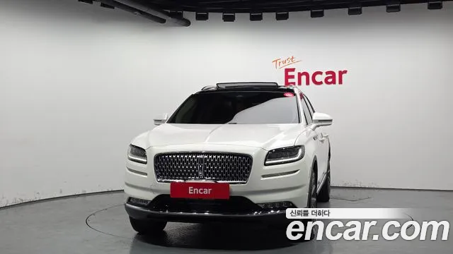 Lincoln Nautilus 2022