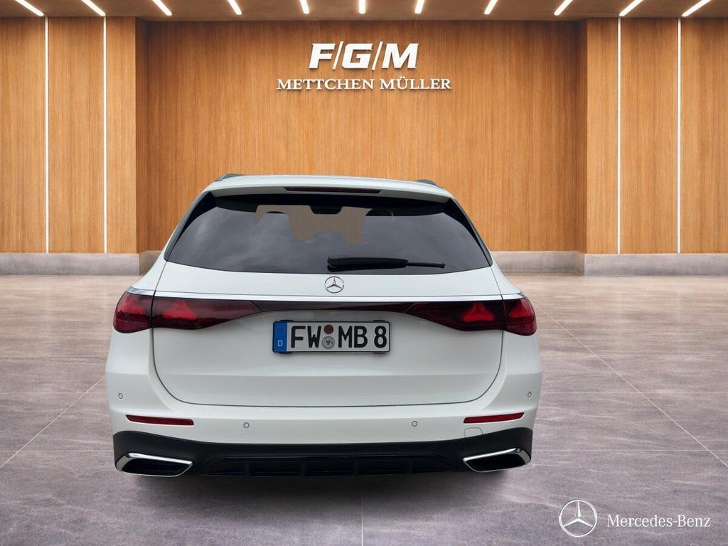 Mercedes-Benz E 220 2025