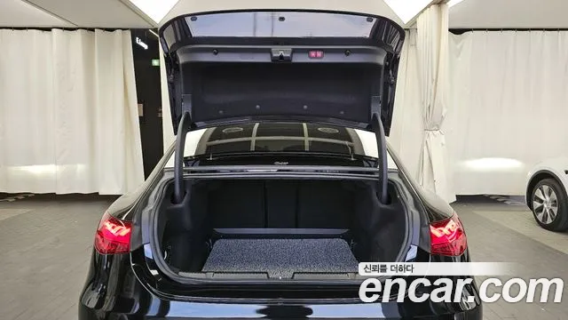 Mercedes-Benz EQE 2023