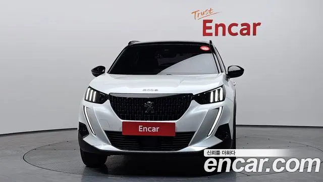Peugeot 2008 2021