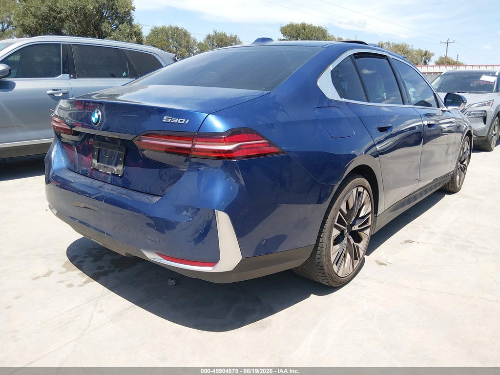 BMW 530 2024