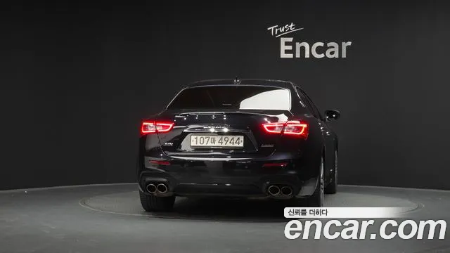 Maserati Ghibli 2020