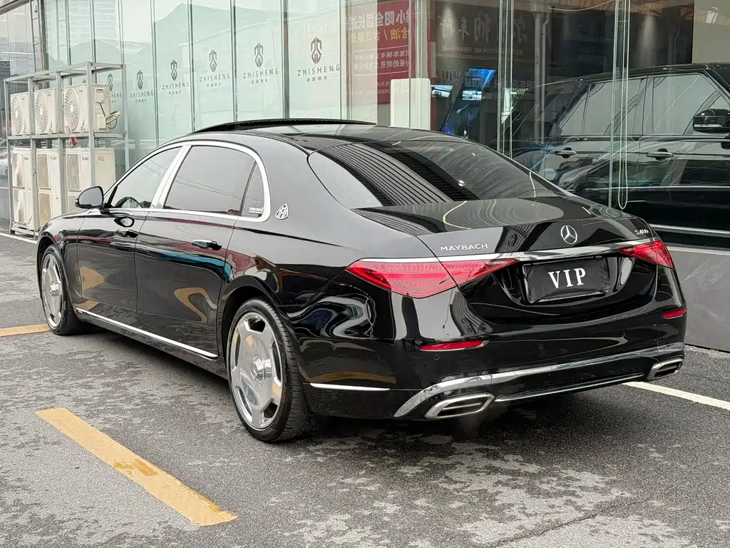 Mercedes-Benz Maybach S-Класс 2024