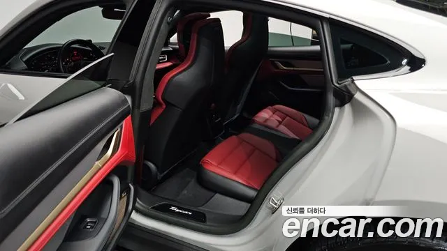 Porsche Taycan 2023