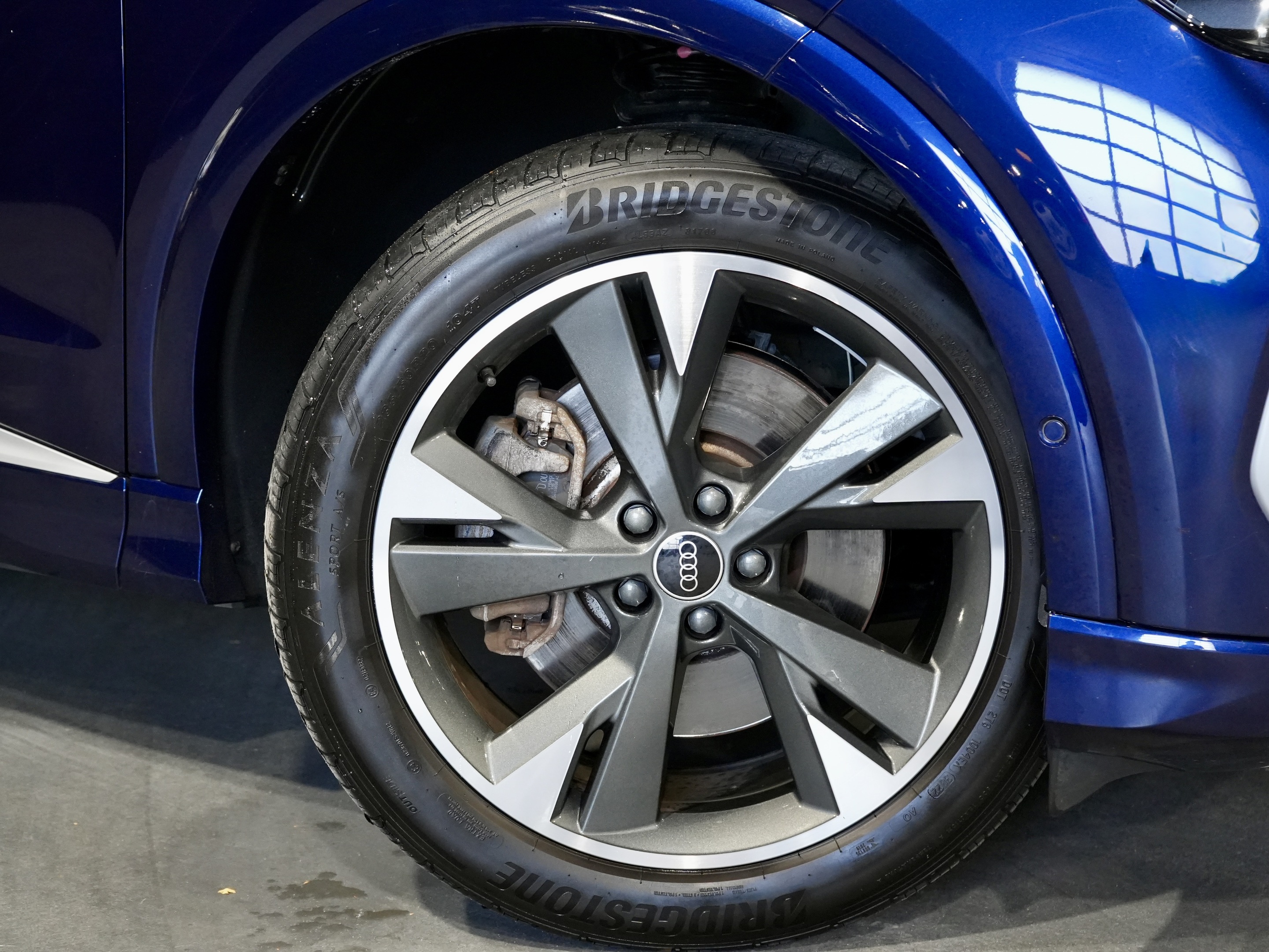 Audi Q4 e-tron 2023