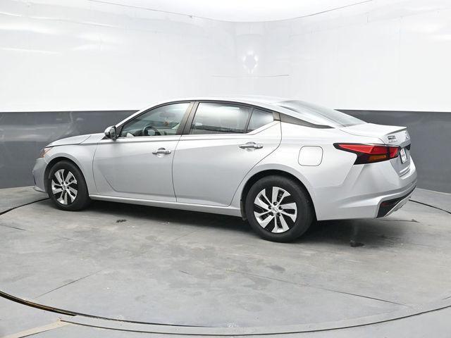 Nissan Altima 2021