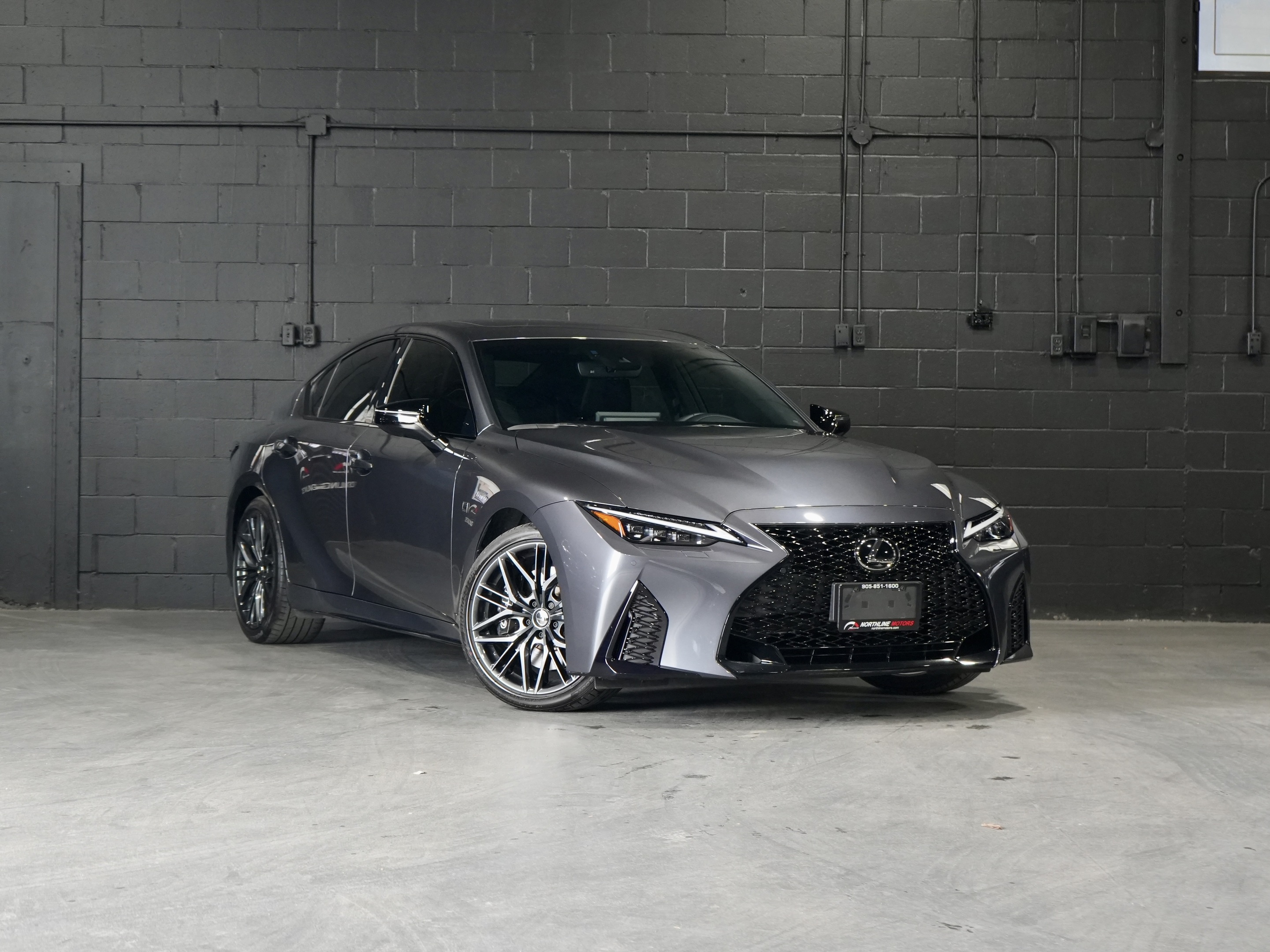 Lexus IS 2025