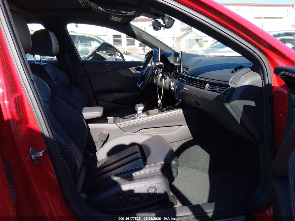 Audi A4 2023