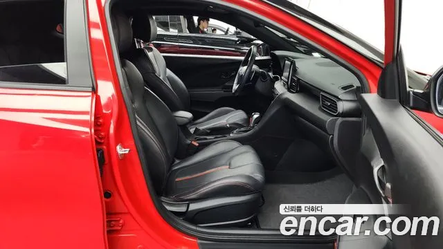 Hyundai Veloster 2020