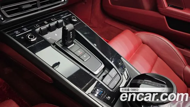 Porsche 911 2021