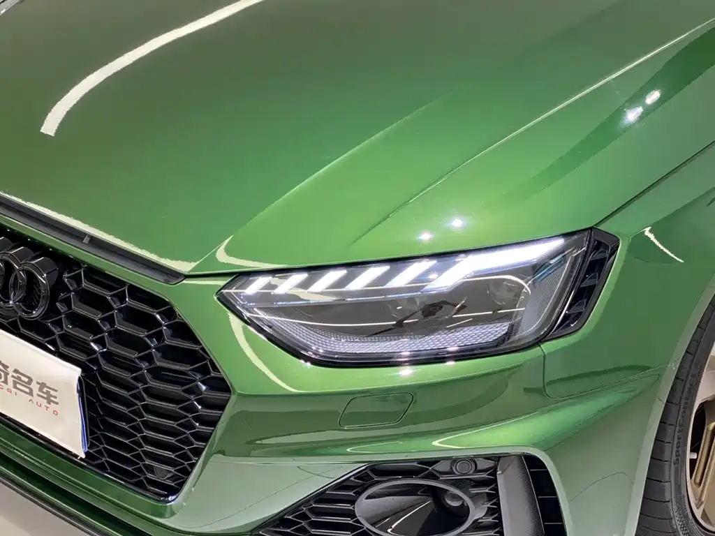 Audi RS 4 2021