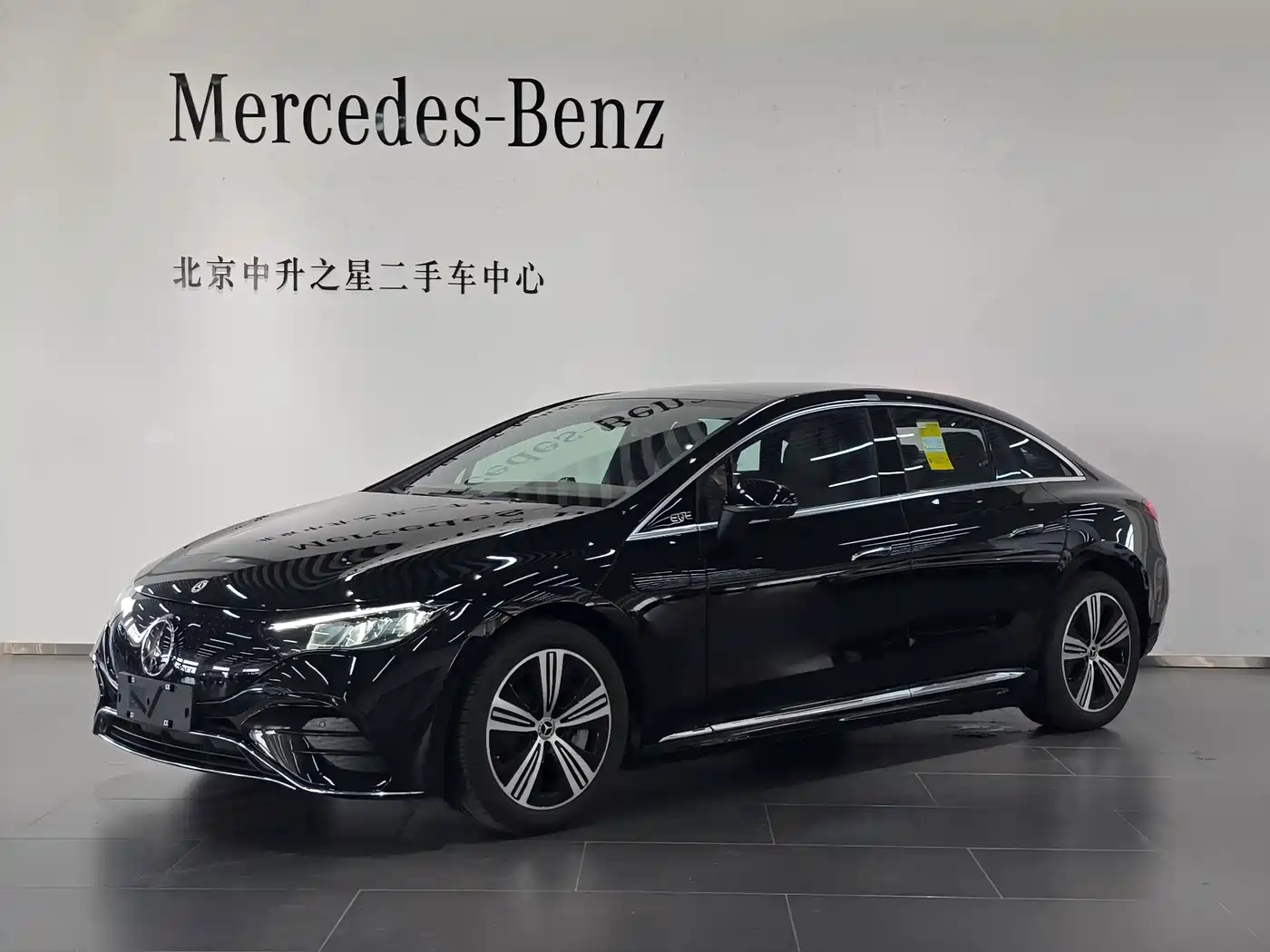 Mercedes-Benz EQE 2025