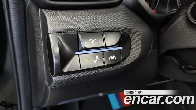 Hyundai Veloster 2021