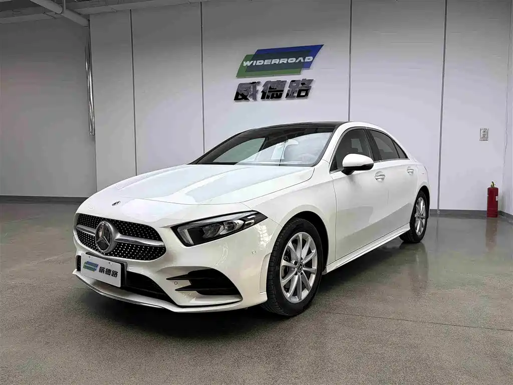 Mercedes-Benz A-Класс 2021