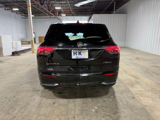 Buick Enclave 2023