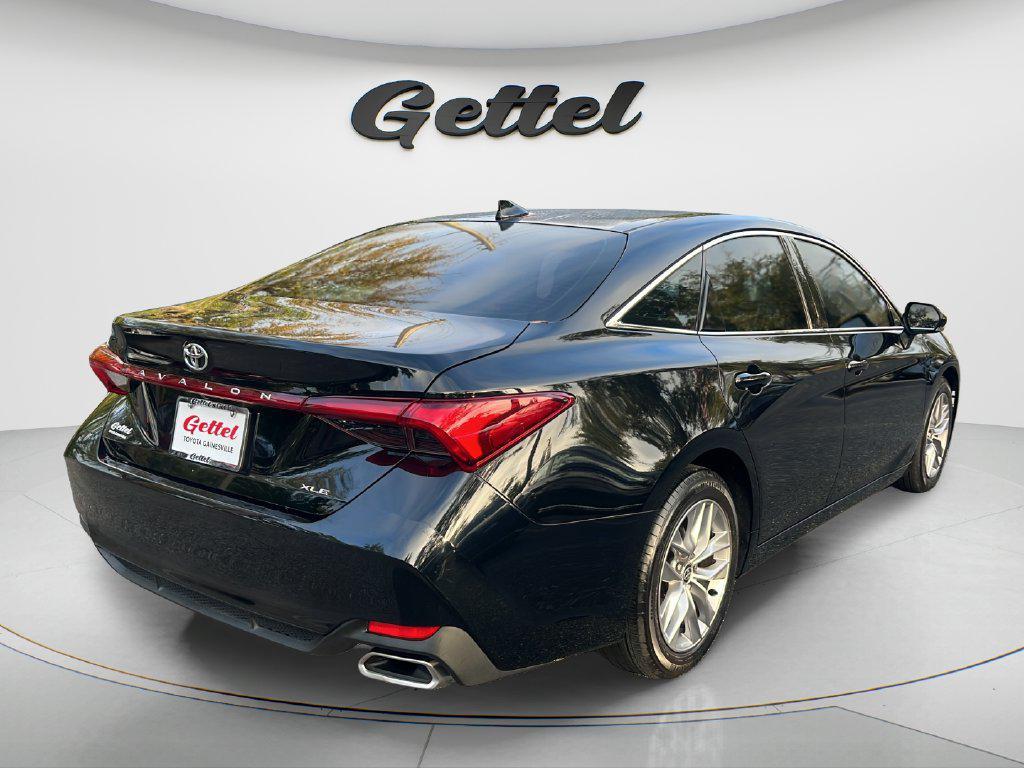 Toyota Avalon 2022